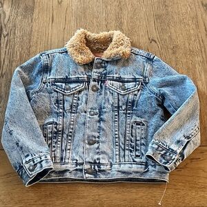 Levi's 4T Light Blue Denim Jacket with Tan Faux Fur Collar